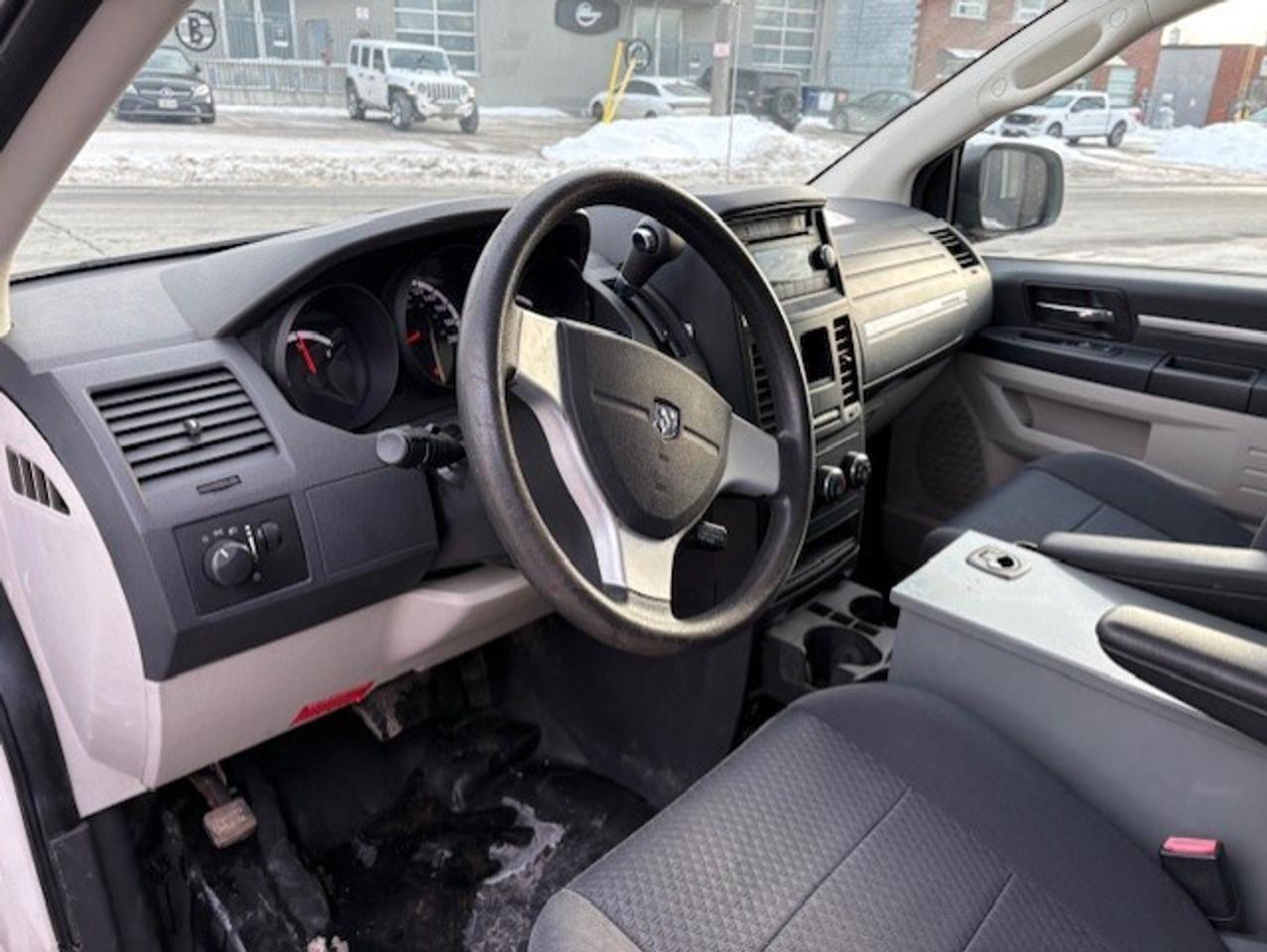 2010 Dodge Grand Caravan C/V-ONLY 82,000KM-1 OWNER-NO ACCIDENTS-CERTIFIED!! Photo