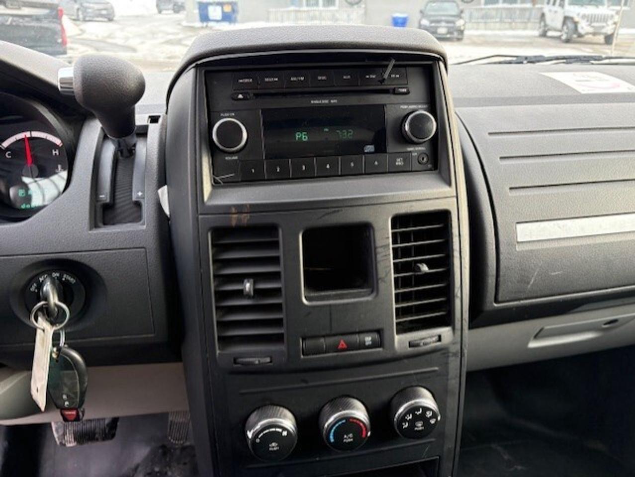 2010 Dodge Grand Caravan C/V-ONLY 82,000KM-1 OWNER-NO ACCIDENTS-CERTIFIED!! Photo