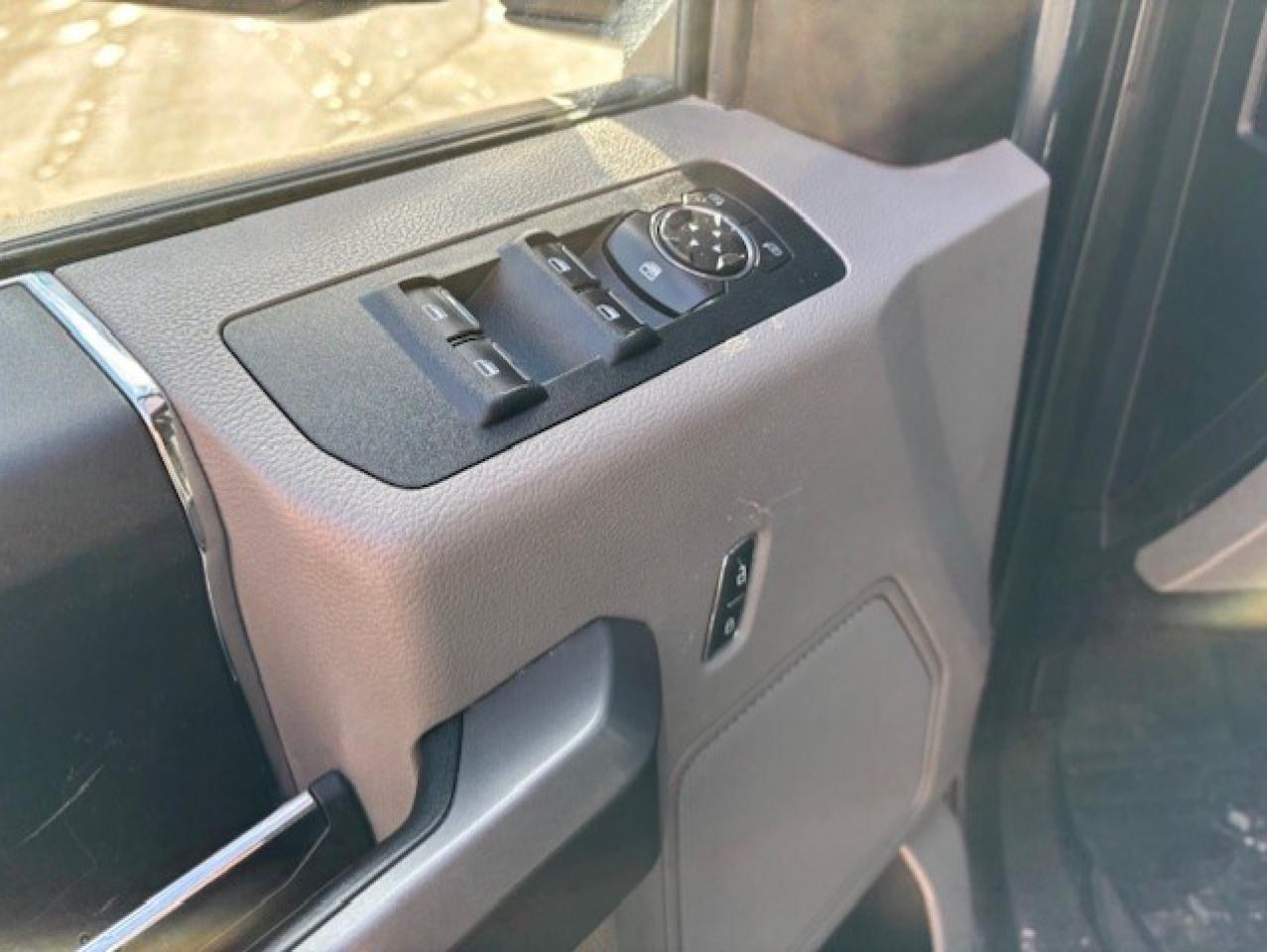 2019 Ford F-150 XLT 4WD SuperCrew 6.5' Box NEW BRAKES-TIRES-CAMERA Photo