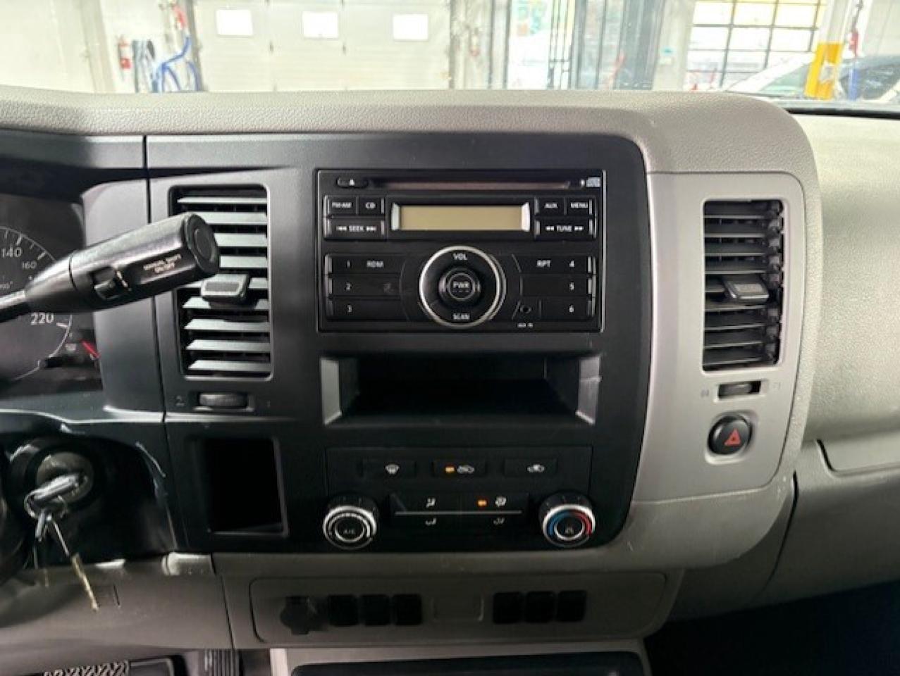 2012 Nissan NV 2500 V6 S HIGH ROOF **ONLY 55,000KM-CERTIFIED** Photo