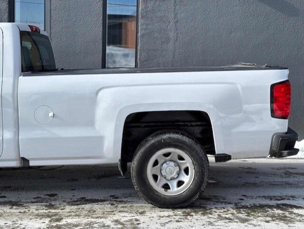 2018 Chevrolet Silverado 1500 V6-NO ACCIDENTS-1 OWNER-CAMERA-TONNEAU-LONG BOX!! Photo2