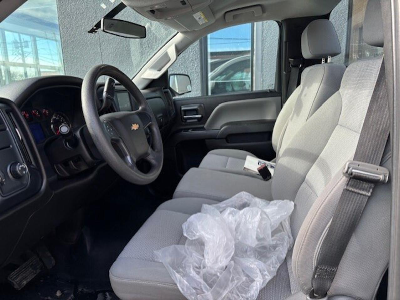 2018 Chevrolet Silverado 1500 V6-NO ACCIDENTS-1 OWNER-CAMERA-TONNEAU-LONG BOX!! Photo