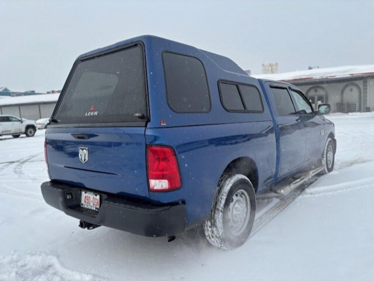 2011 RAM 2500 5.7L V8 HEMI-CREW CAB-SHORT BOX-1 OWNER!! Photo