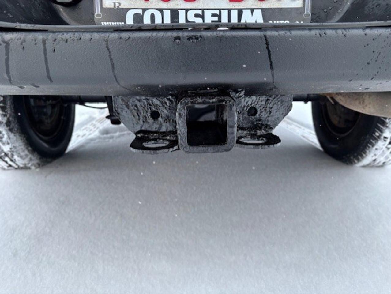 2011 RAM 2500 5.7L V8 HEMI-CREW CAB-SHORT BOX-1 OWNER!! Photo