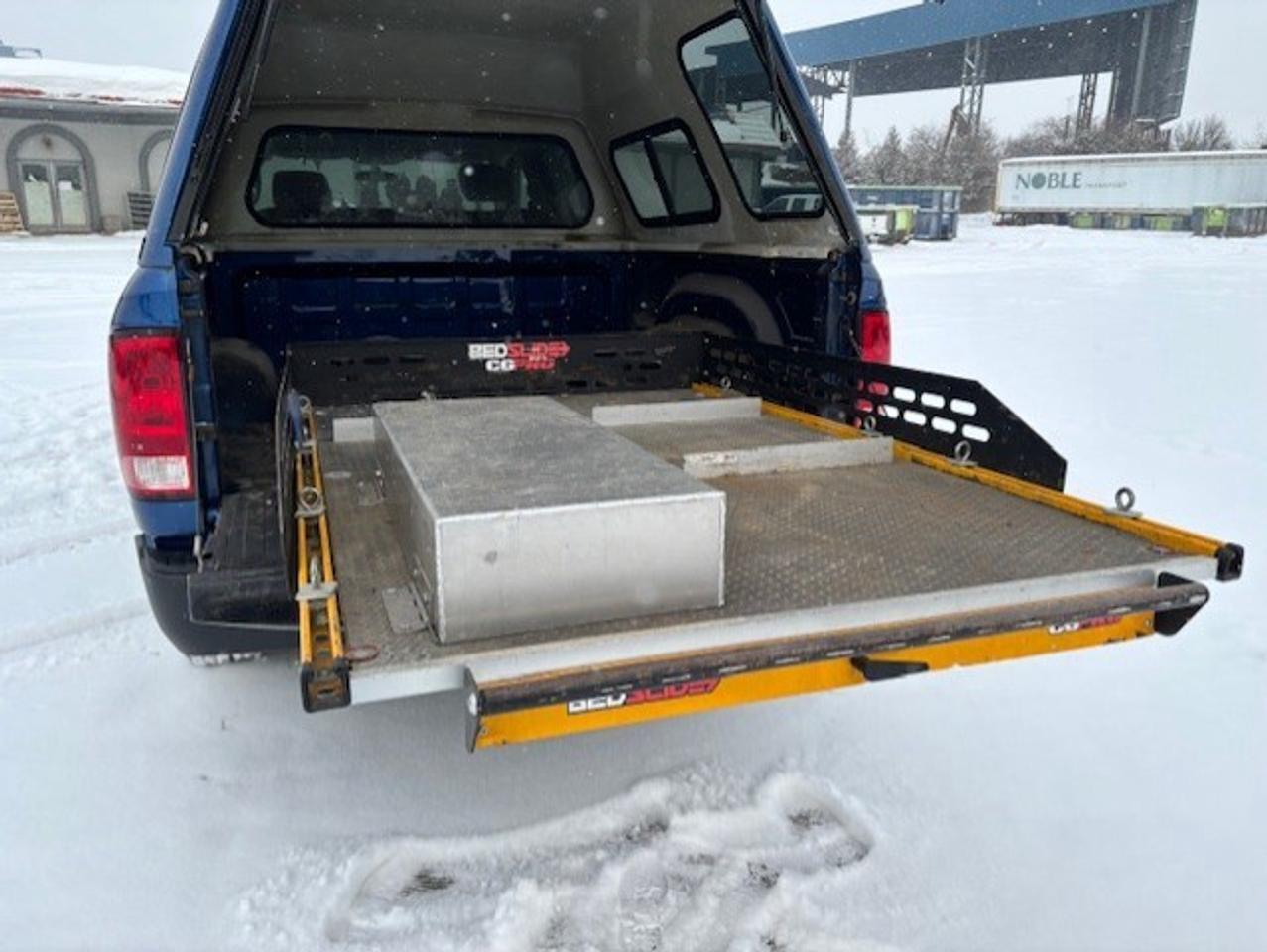 2011 RAM 2500 5.7L V8 HEMI-CREW CAB-SHORT BOX-1 OWNER!! Photo