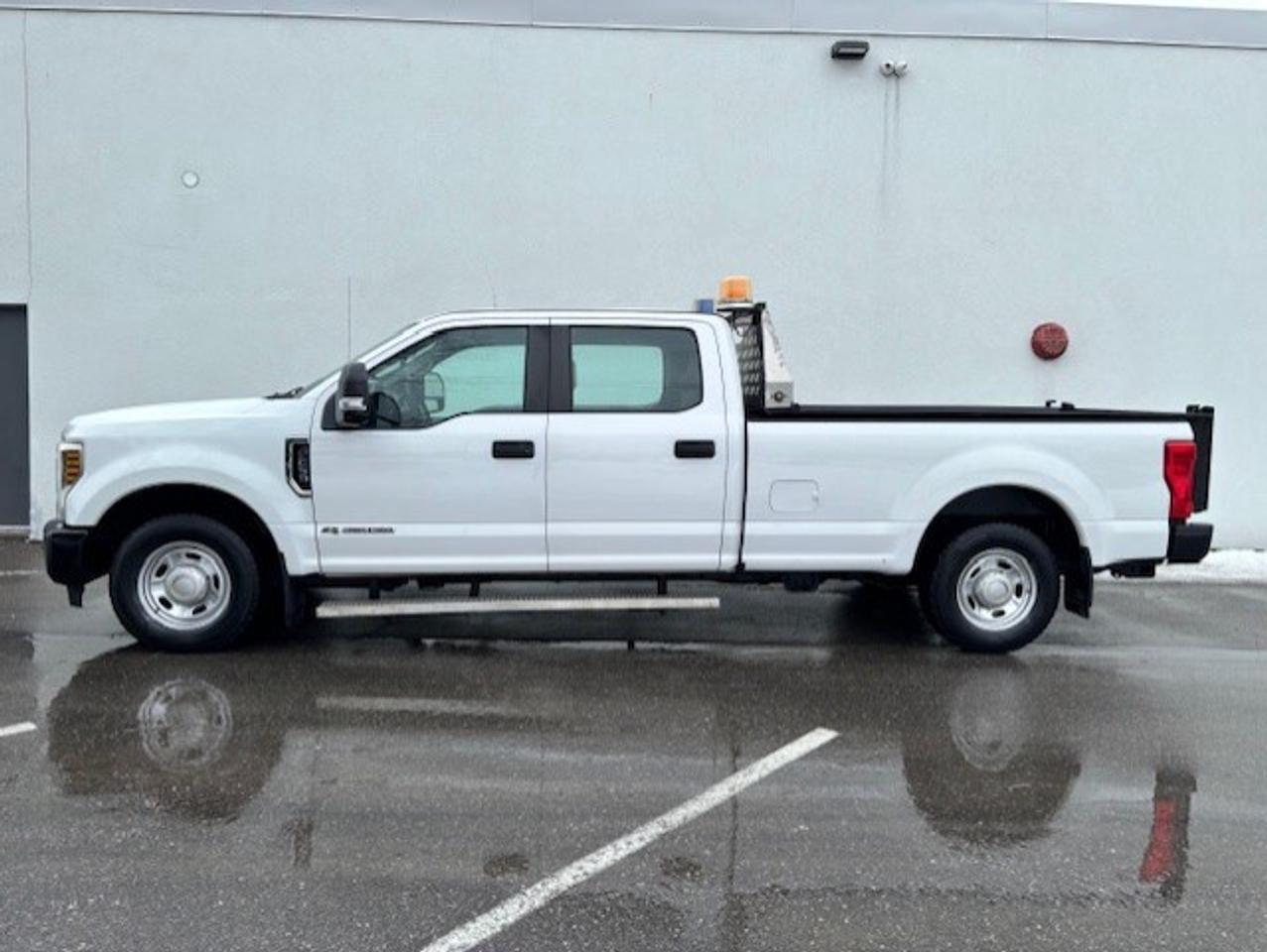 2019 Ford F-250 6.7 POWER STROKE DIESEL-DUMP BOX-CREW CAB-LONG BOX Photo2