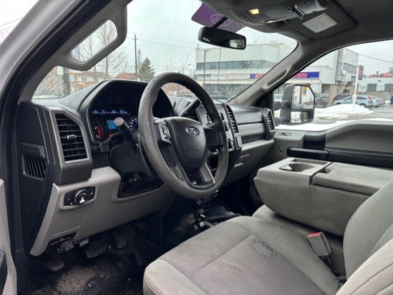 2019 Ford F-250 6.7 POWER STROKE DIESEL-DUMP BOX-CREW CAB-LONG BOX Photo