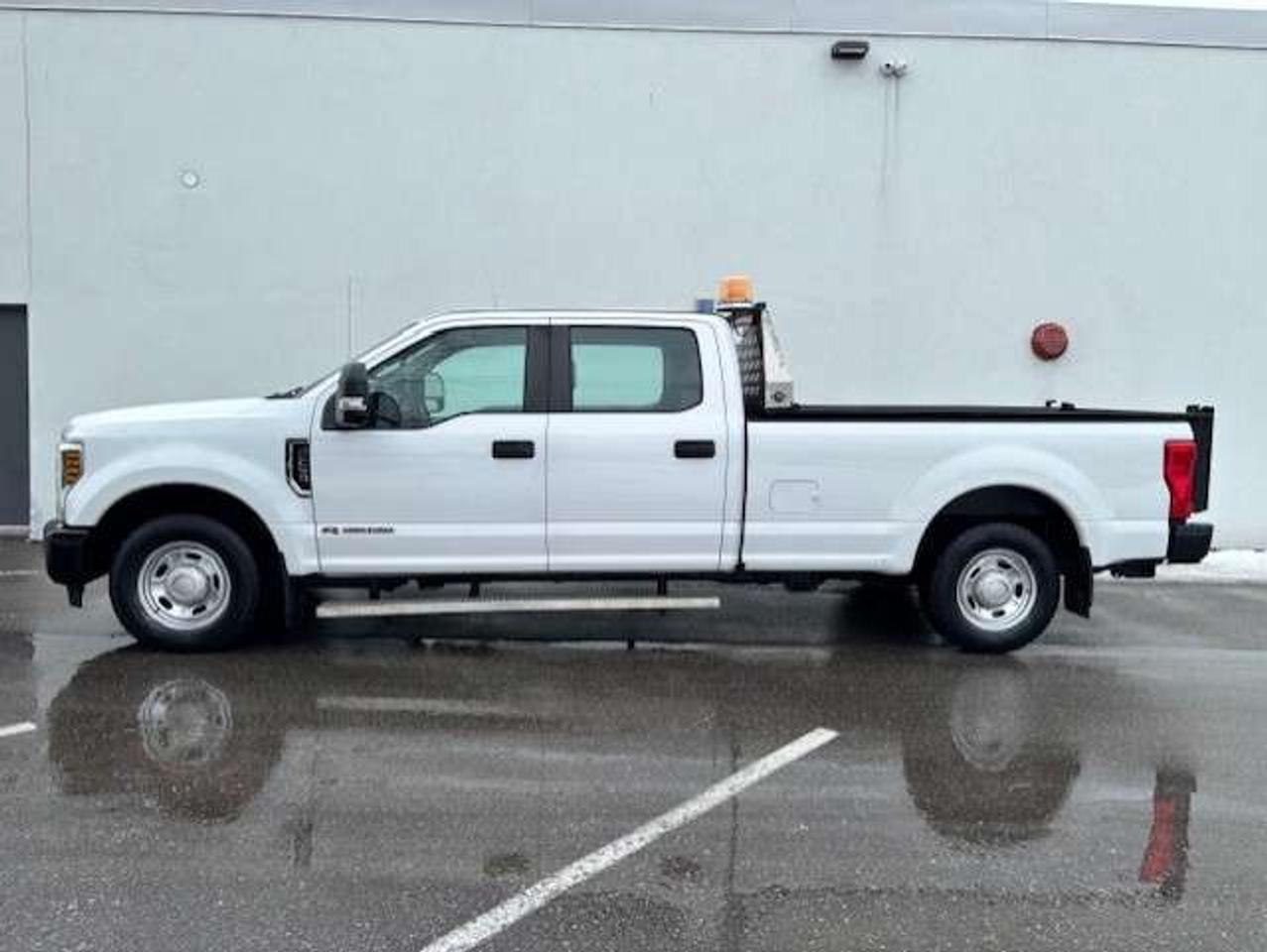 2019 Ford F-250 6.7 POWER STROKE DIESEL-DUMP BOX-CREW CAB-LONG BOX Photo