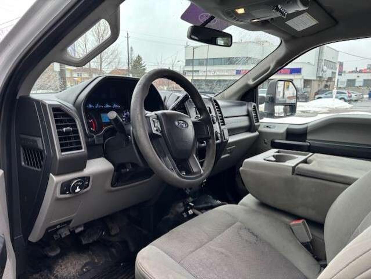 2019 Ford F-250 6.7 POWER STROKE DIESEL-DUMP BOX-CREW CAB-LONG BOX Photo