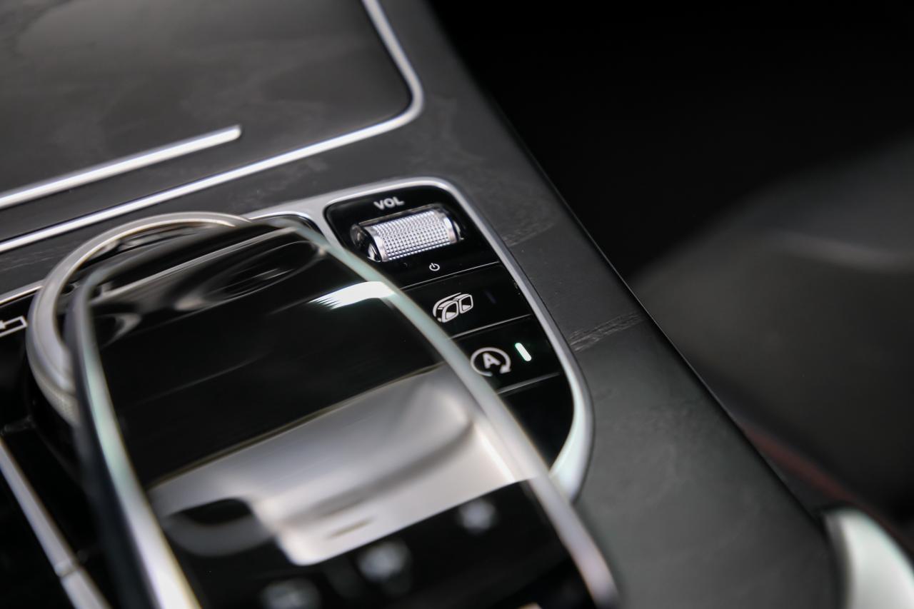 2018 Mercedes-Benz C-Class AMG C 43 SEDAN 4MATIC 362HP  AMGEXHAUST DESIGNO Photo