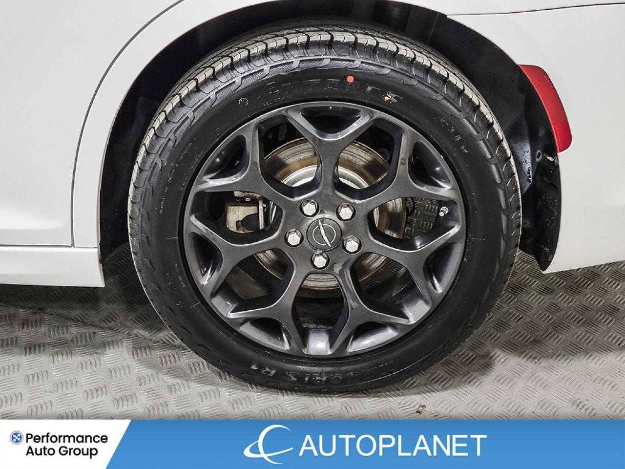 2023 Chrysler 300 Touring L AWD - FINANCE @$83/WK OR LEASE @$102/WK Photo