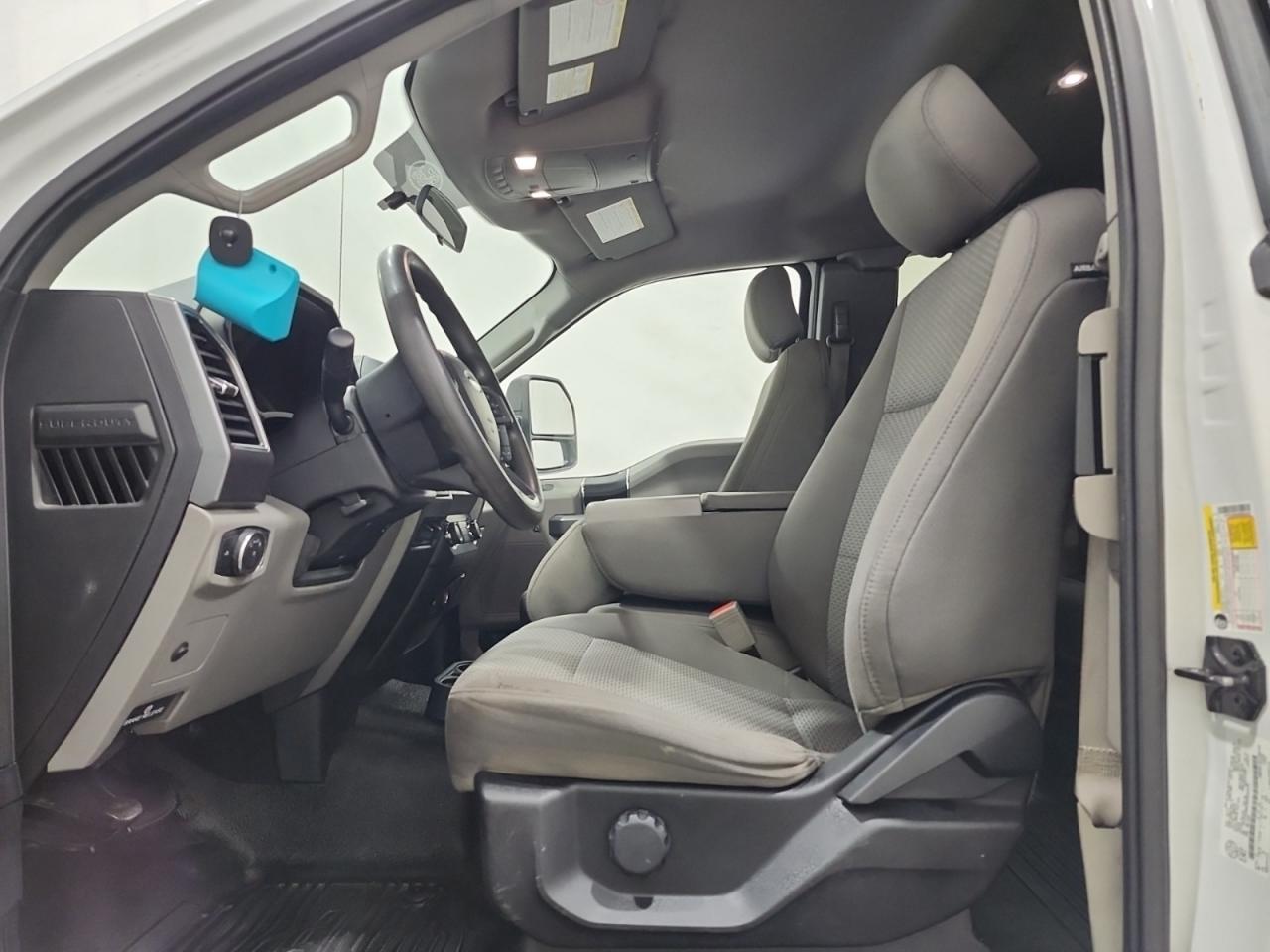 2019 Ford F-250 XLT 4WD SuperCab 6.75' Box *CAMERA-CAP-CERTIFIED* Photo