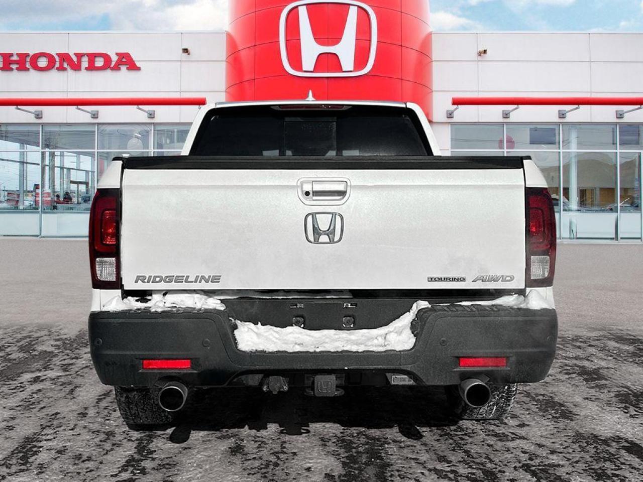 2023 Honda Ridgeline TOURING Photo4