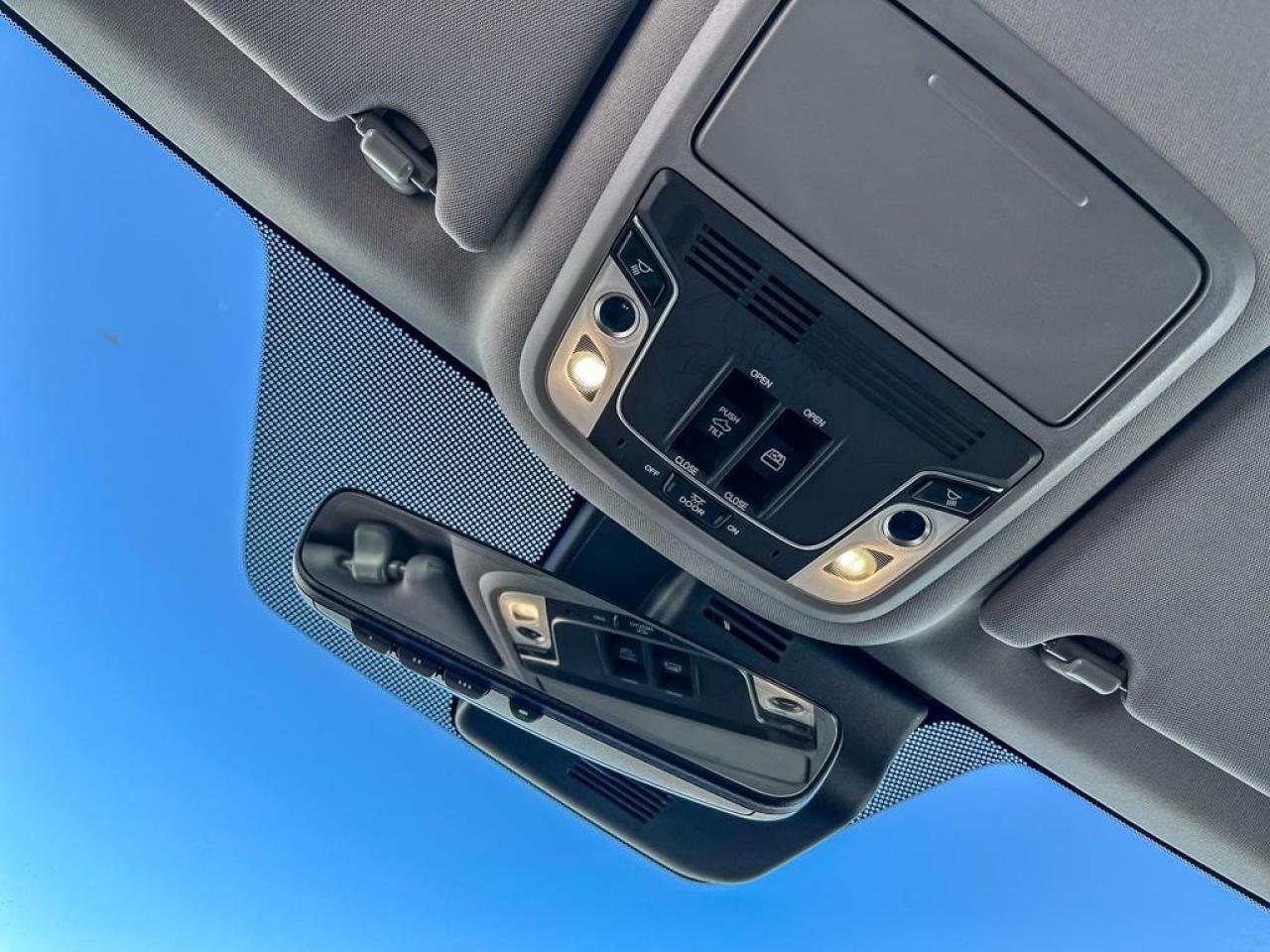 2023 Honda Ridgeline TOURING Photo