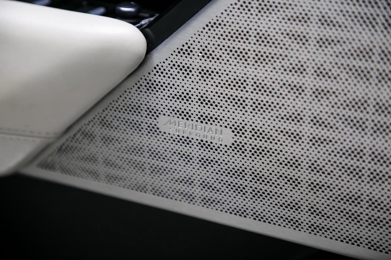 2019 Land Rover Range Rover Velar P380 R-DYNAMIC HSE  NOACCIDENT PANO SERV.RECS ACC Photo