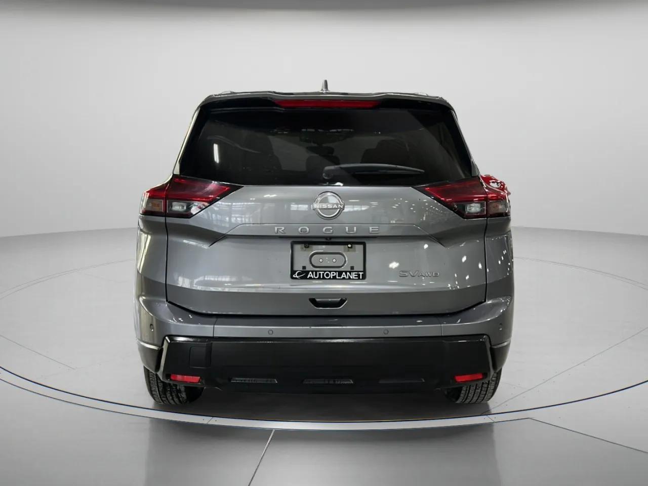 2024 Nissan Rogue SV Moonroof AWD, Android Auto, Heated Seats! Photo