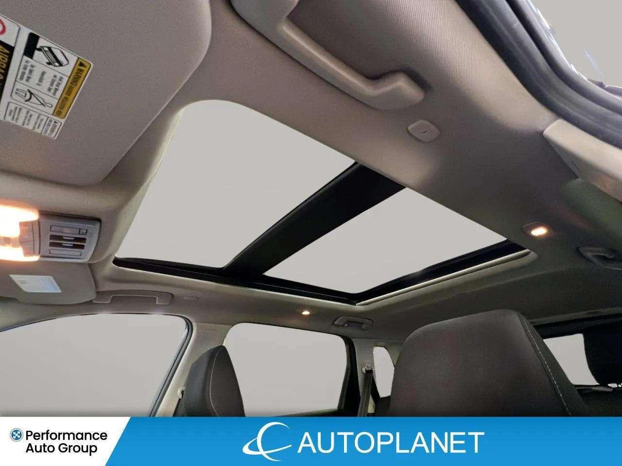 2024 Nissan Rogue SV Moonroof AWD, Android Auto, Heated Seats! Photo