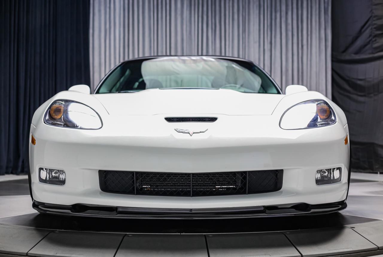 2010 Chevrolet Corvette ZR1 w/3ZR 638HP 6.2L LS9 CARBNCERAMC HUD LOWKM Photo