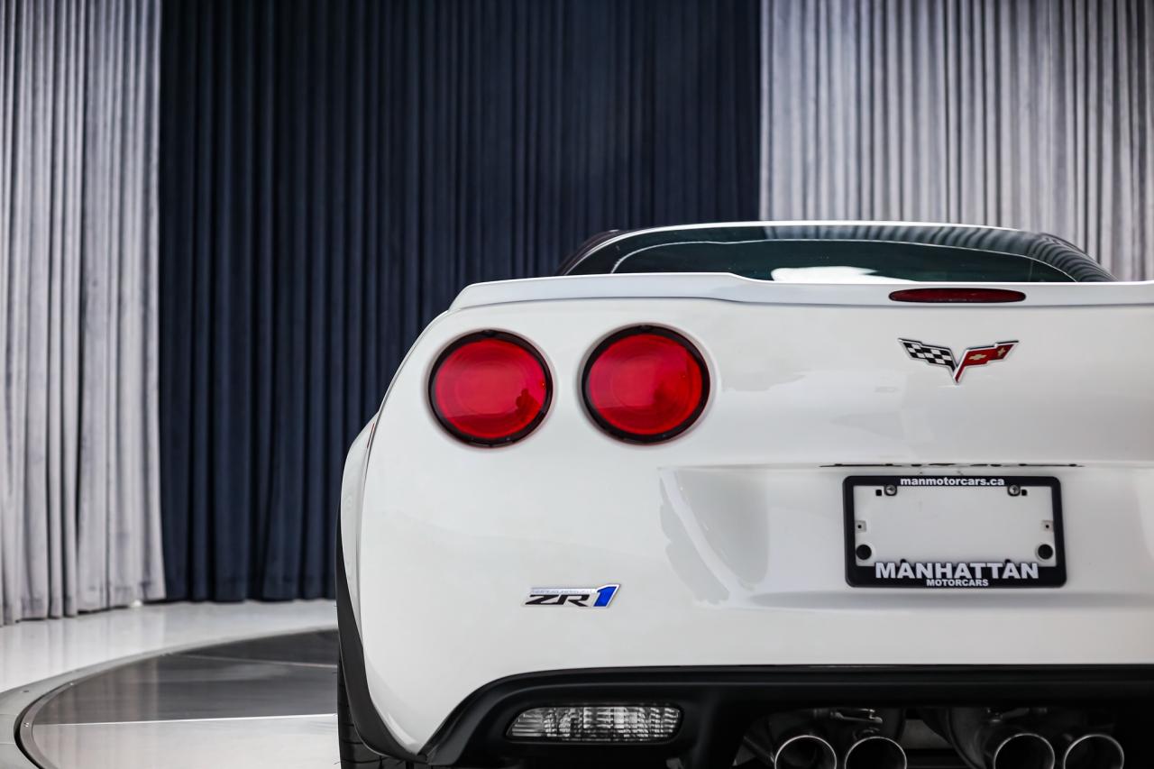 2010 Chevrolet Corvette ZR1 w/3ZR 638HP 6.2L LS9 CARBNCERAMC HUD LOWKM Photo
