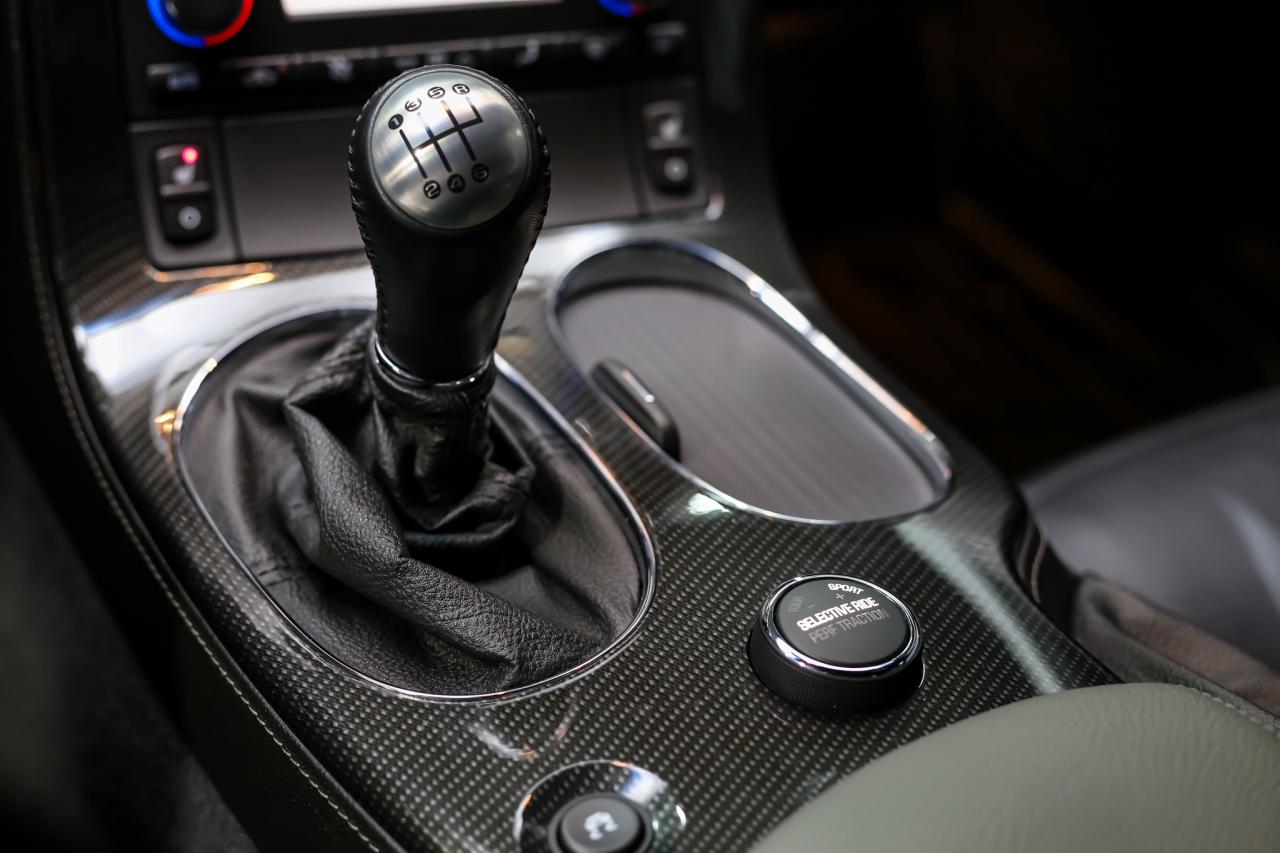 2010 Chevrolet Corvette ZR1 w/3ZR 638HP 6.2L LS9 CARBNCERAMC HUD LOWKM Photo