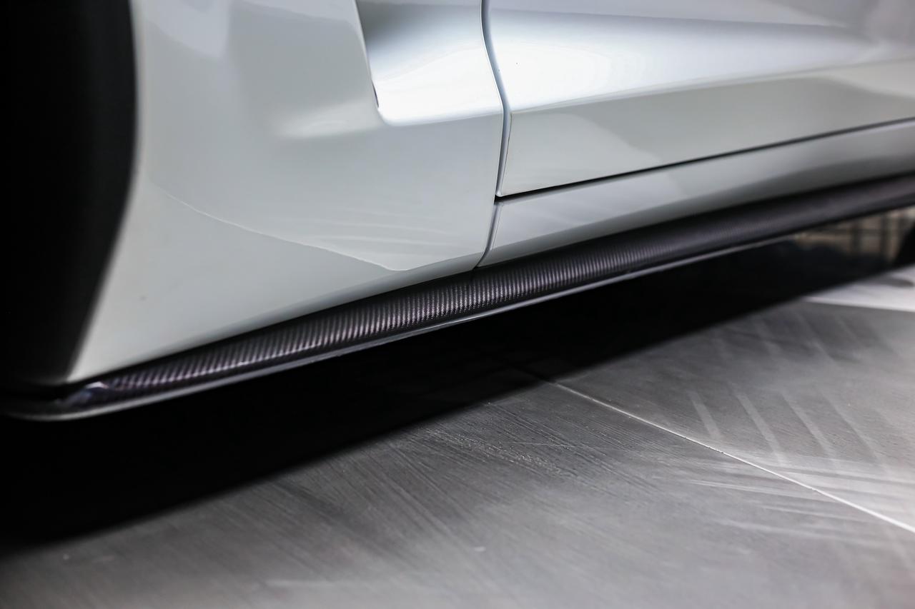 2010 Chevrolet Corvette ZR1 w/3ZR 638HP 6.2L LS9 CARBNCERAMC HUD LOWKM Photo