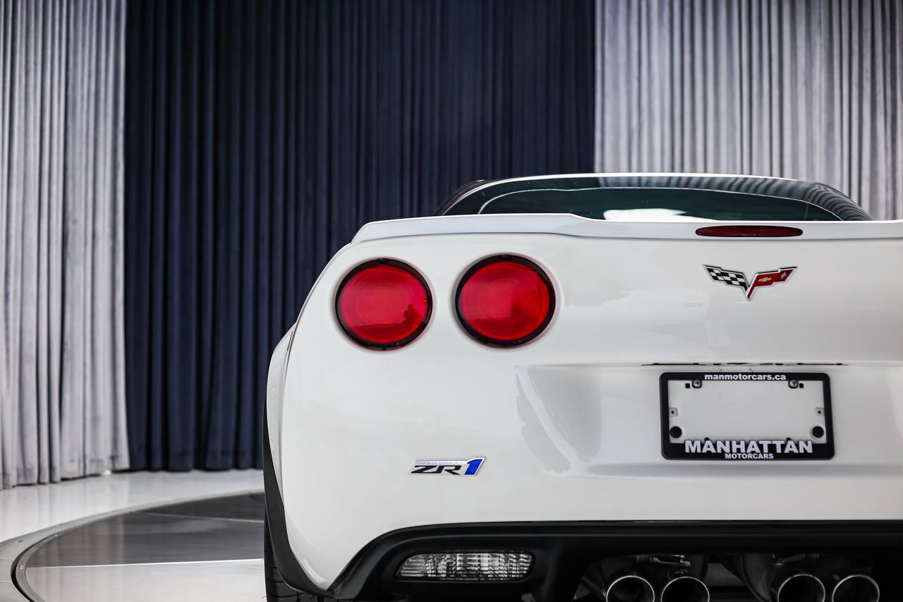 2010 Chevrolet Corvette ZR1 w/3ZR 638HP 6.2L LS9 CARBNCERAMC HUD LOWKM Photo