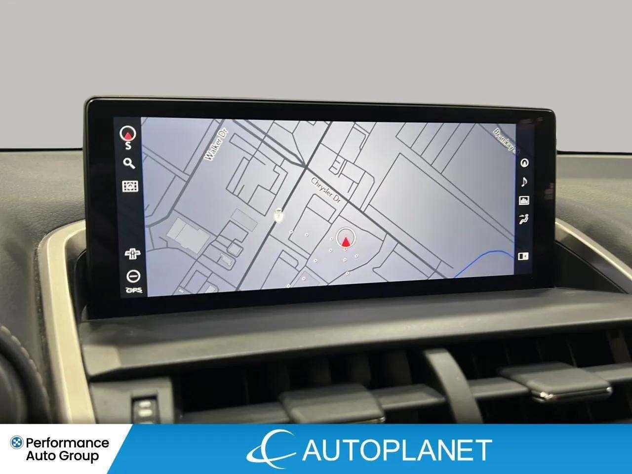 2021 Lexus NX 300h Executive AWD, Navi, Sunroof, Heads Up Display! Photo