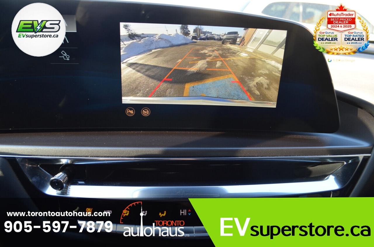 2024 Cadillac LYRIQ 600 E4 AWD I TECH PACKAGE Photo