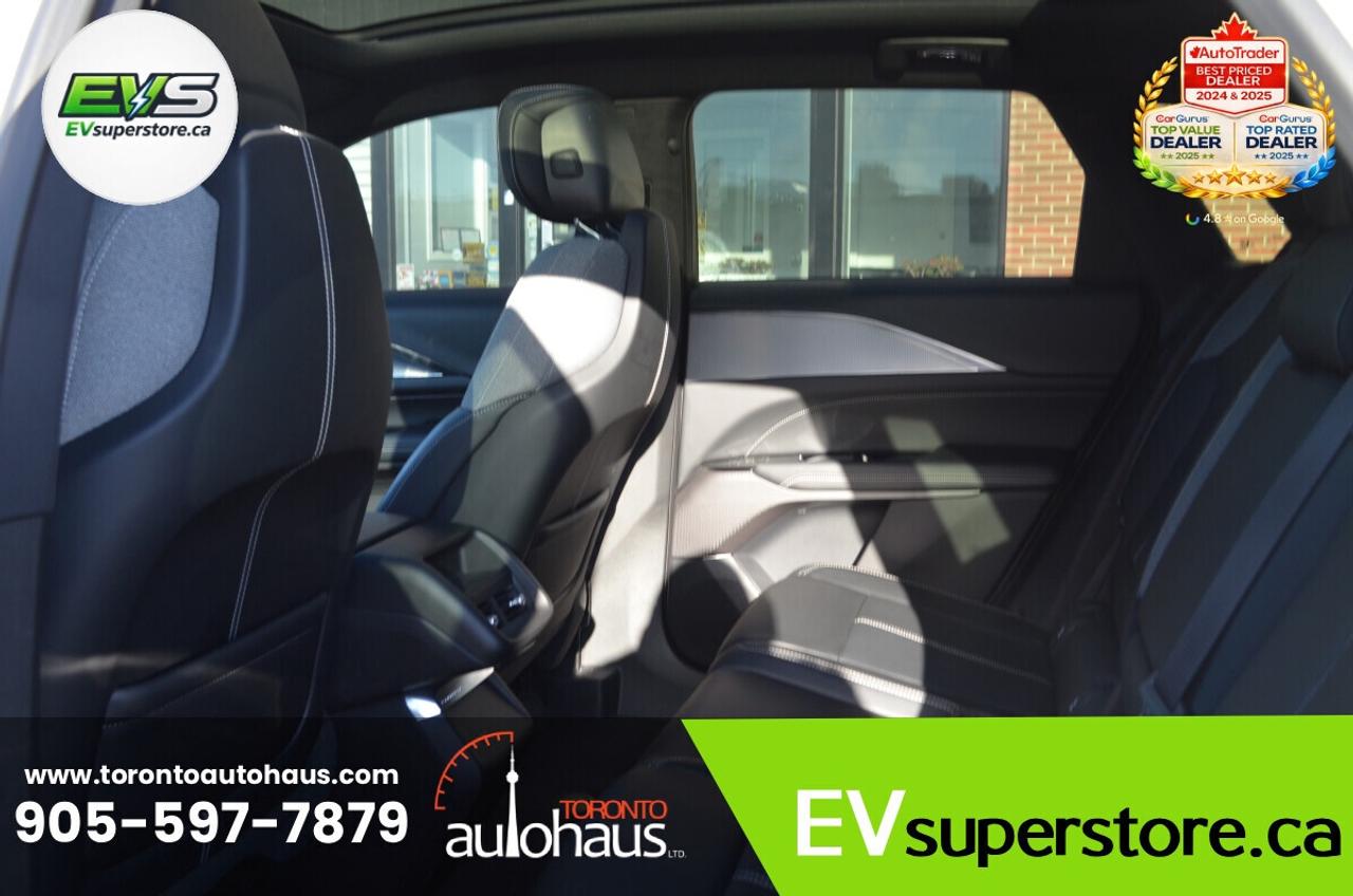 2024 Cadillac LYRIQ 600 E4 AWD I TECH PACKAGE Photo