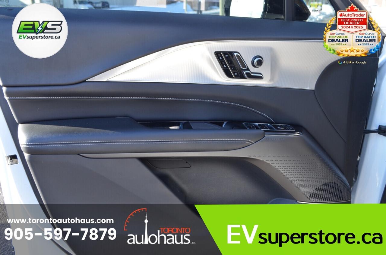 2024 Cadillac LYRIQ 600 E4 AWD I TECH PACKAGE Photo