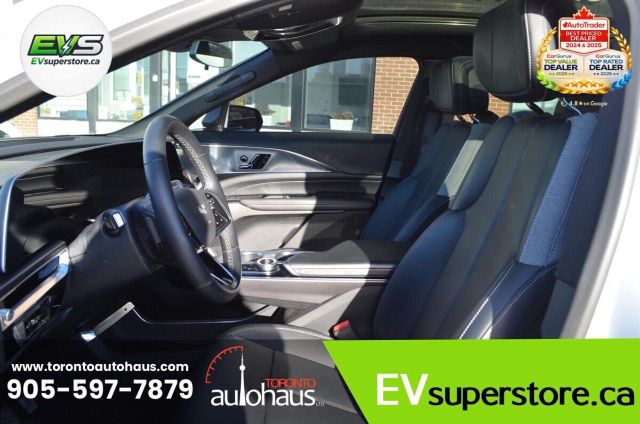 2024 Cadillac LYRIQ 600 E4 AWD I TECH PACKAGE Photo