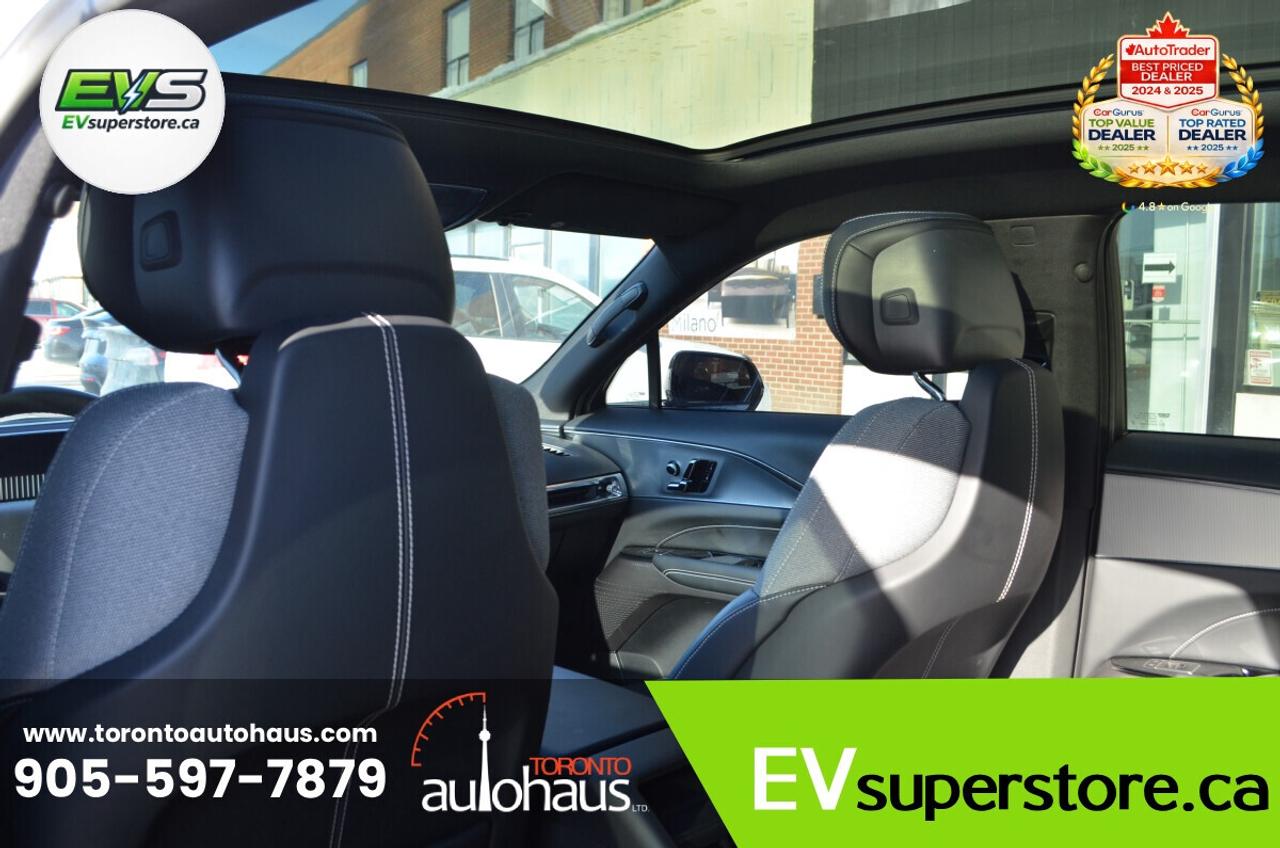 2024 Cadillac LYRIQ 600 E4 AWD I TECH PACKAGE Photo