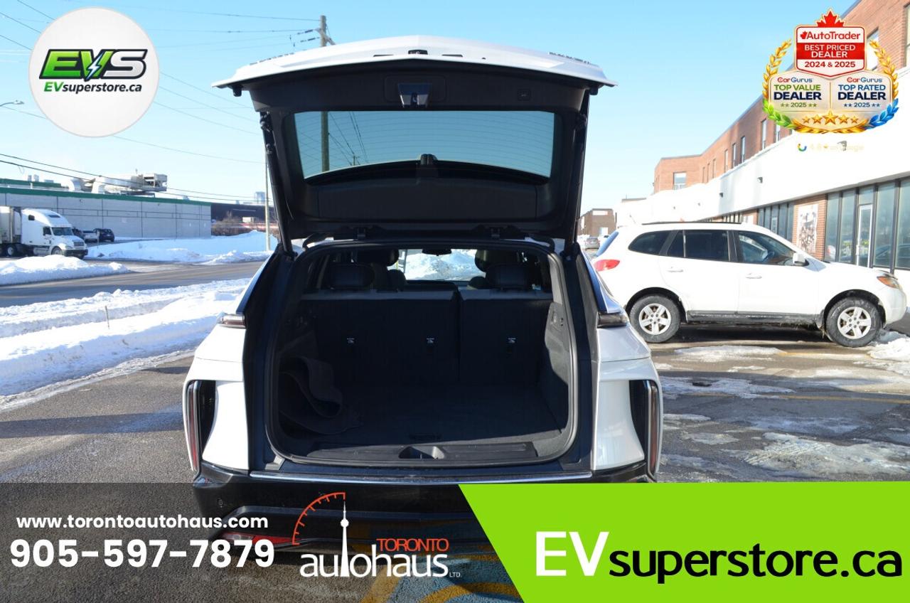 2024 Cadillac LYRIQ 600 E4 AWD I TECH PACKAGE Photo