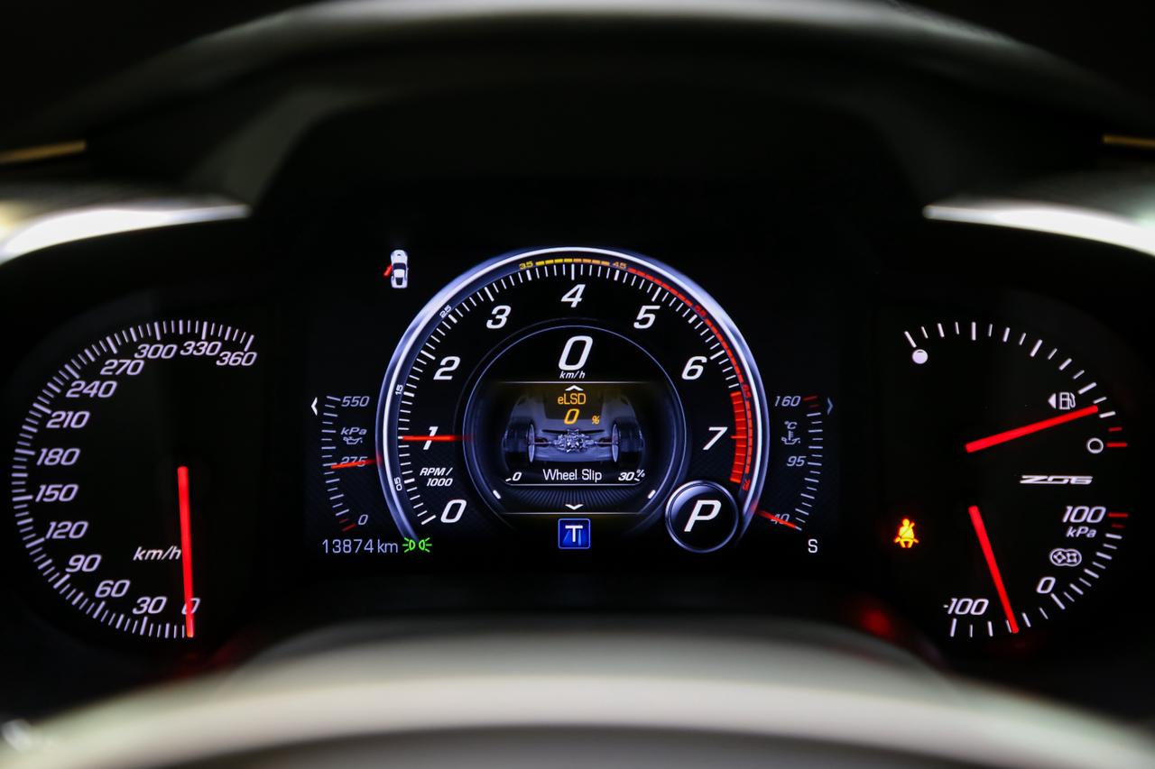 2015 Chevrolet Corvette Z06 3LZ Z07 PKG CONVERTIBLE 650HP HIGHLYOPTIONED Photo