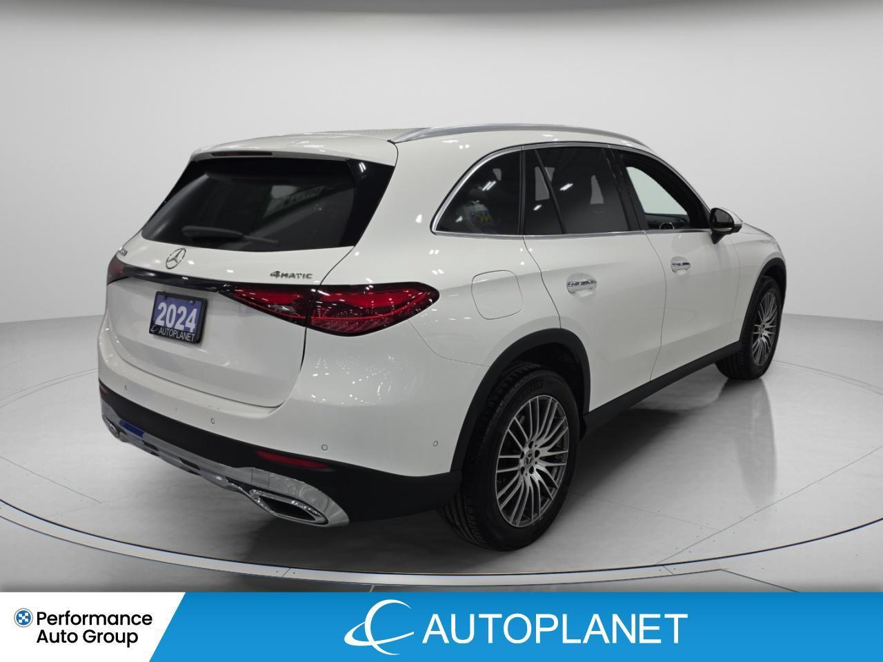 2024 Mercedes-Benz GLC300 4MATIC, Turbo, Navi, Pano Roof, Heated Seats! Photo