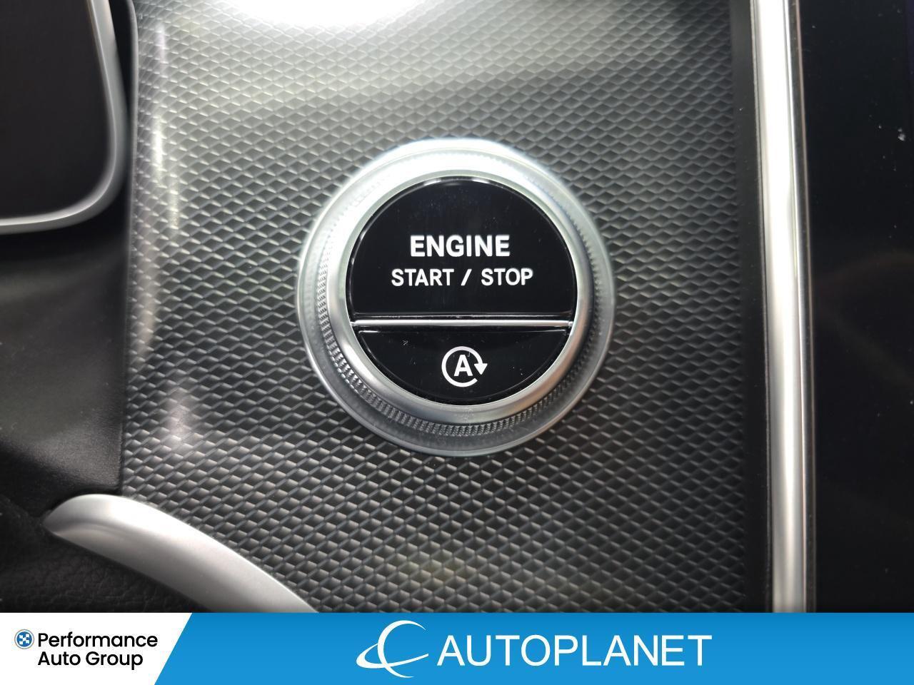 2024 Mercedes-Benz GLC300 4MATIC, Turbo, Navi, Pano Roof, Heated Seats! Photo