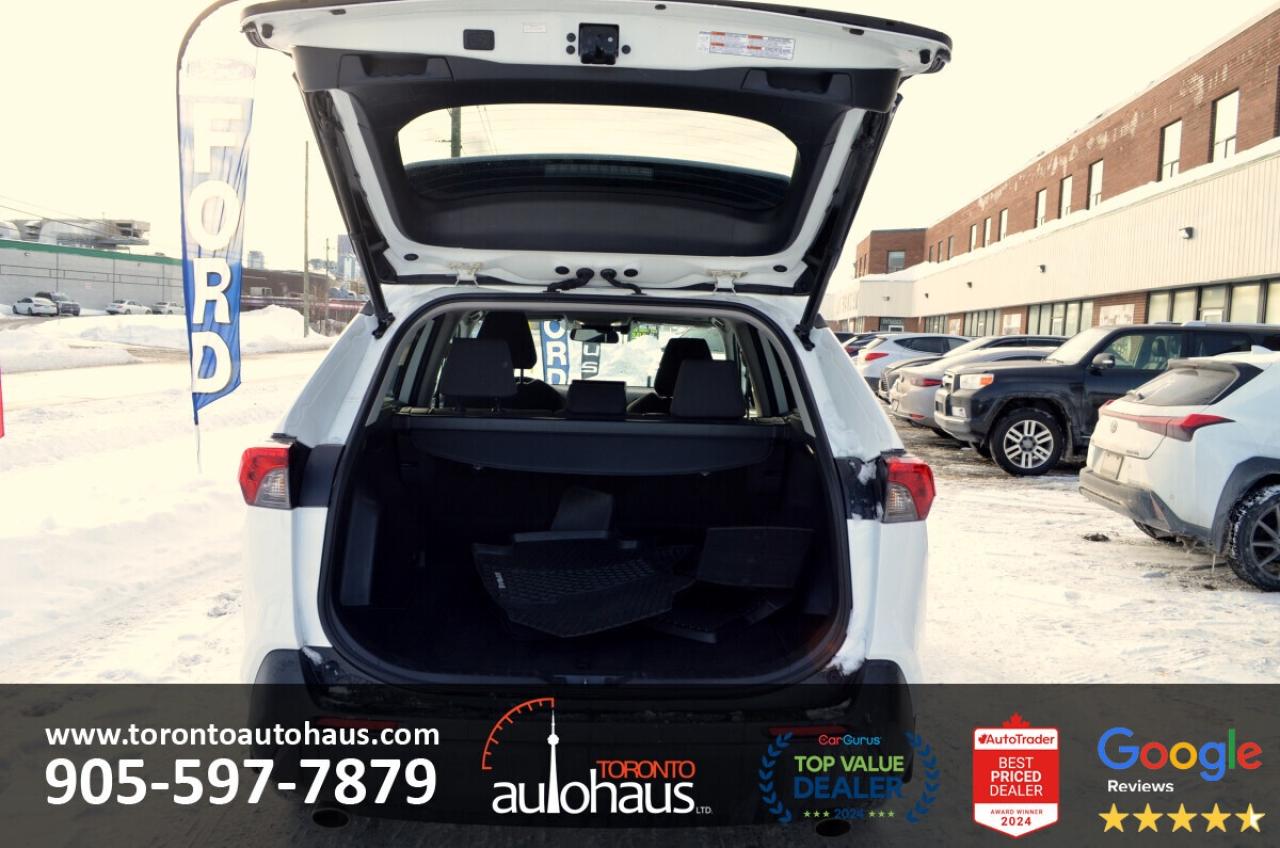 2023 Toyota RAV4 XLE I AWD I NO ACCIDENTS Photo