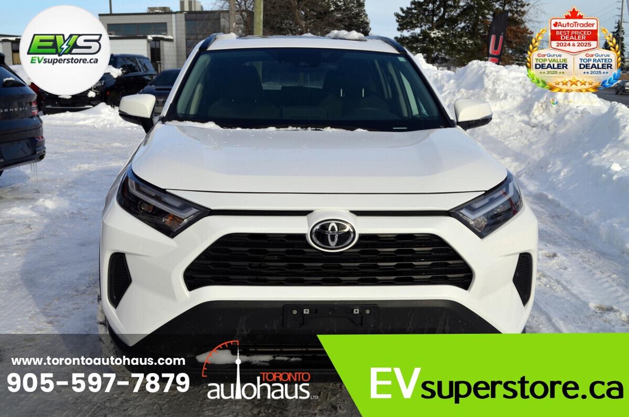 2023 Toyota RAV4 XLE I AWD I NO ACCIDENTS Photo