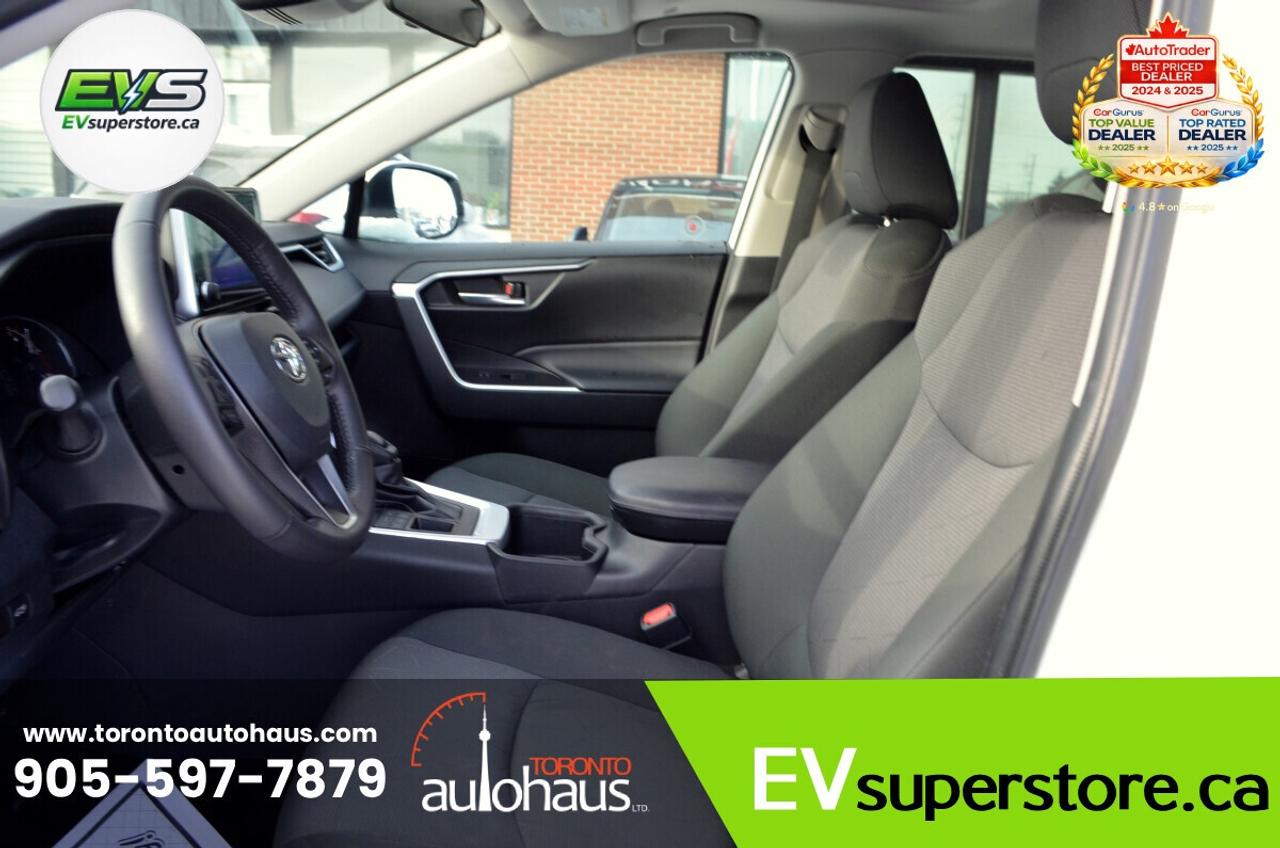 2023 Toyota RAV4 XLE I AWD I NO ACCIDENTS Photo