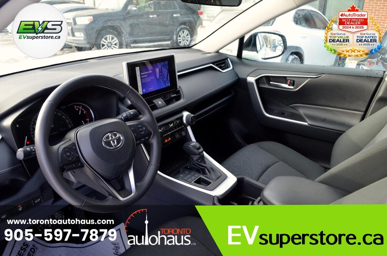 2023 Toyota RAV4 XLE I AWD I NO ACCIDENTS Photo