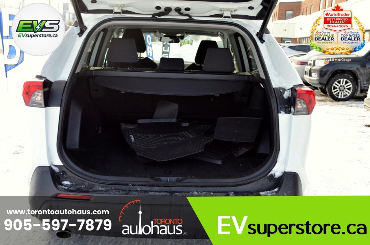 2023 Toyota RAV4 XLE I AWD I NO ACCIDENTS Photo