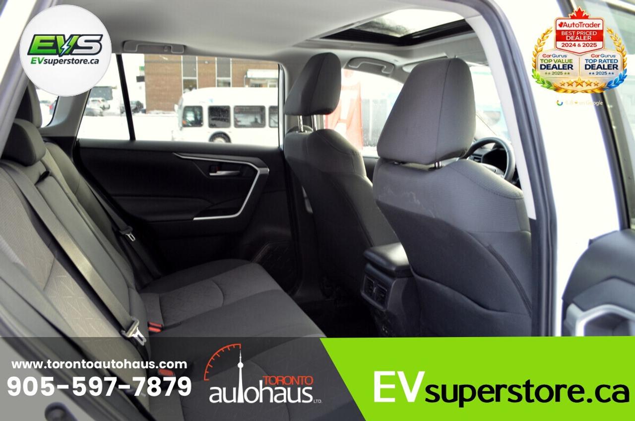 2023 Toyota RAV4 XLE I AWD I NO ACCIDENTS Photo
