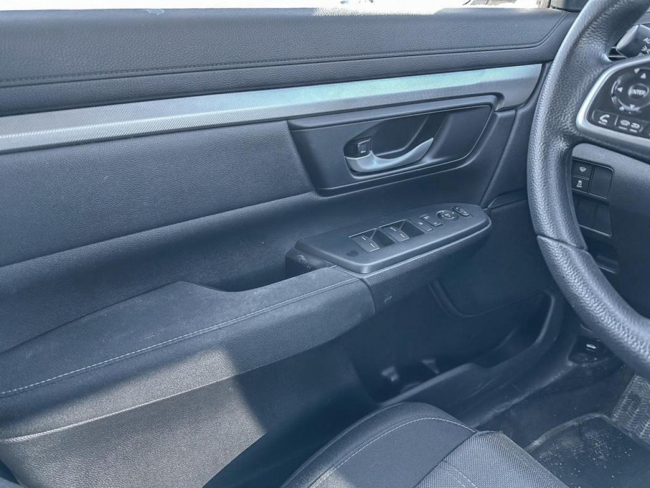 2022 Honda CR-V LX Photo