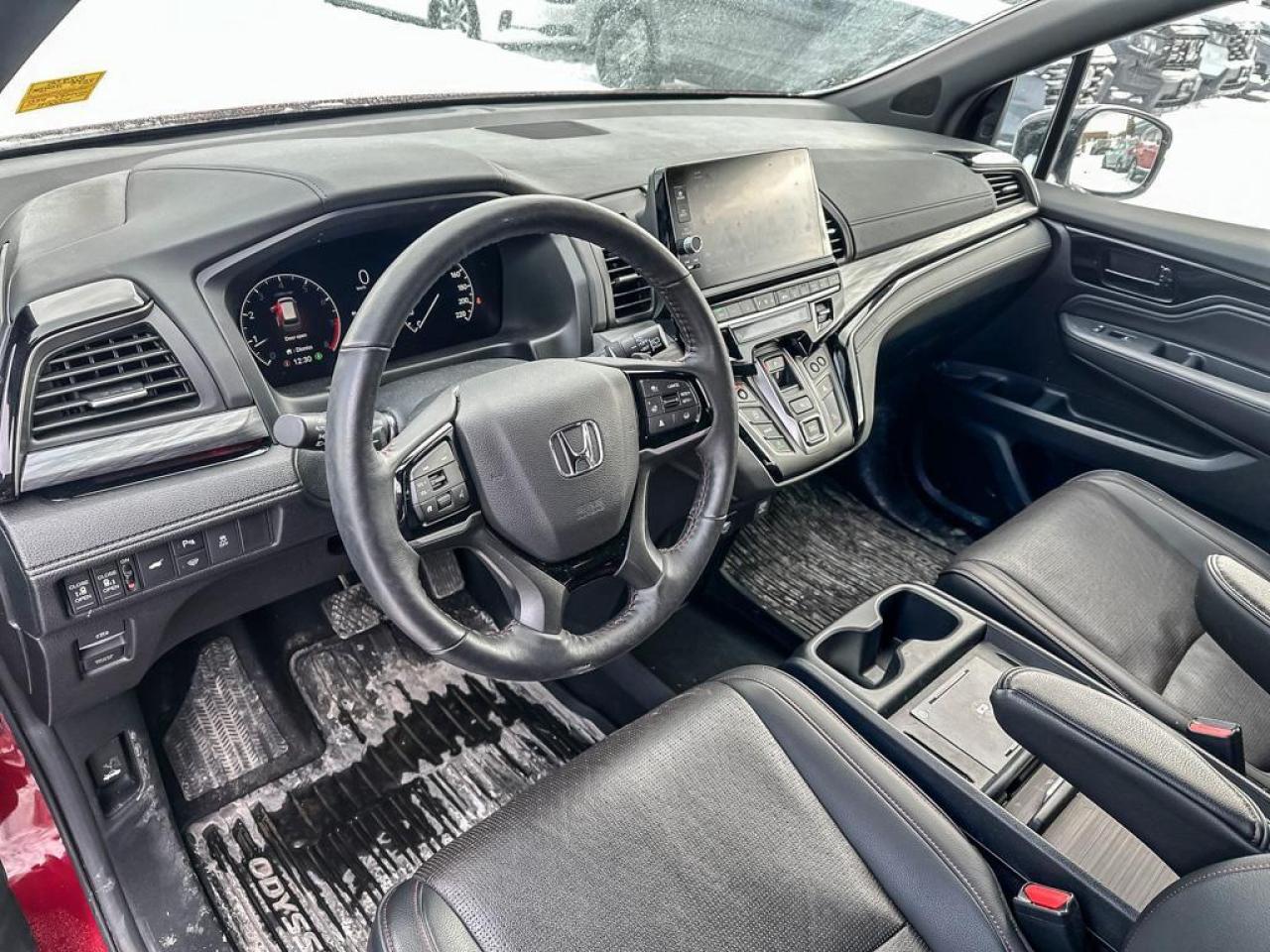 2025 Honda Odyssey Black Edition Photo