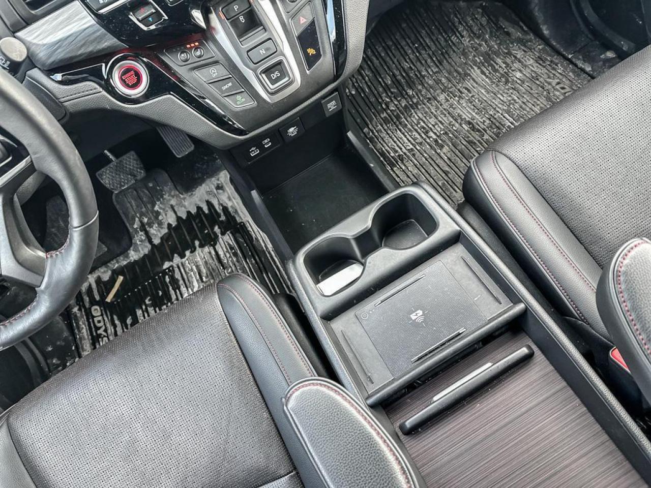 2025 Honda Odyssey Black Edition Photo