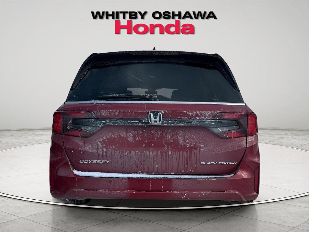 2025 Honda Odyssey Black Edition Photo3