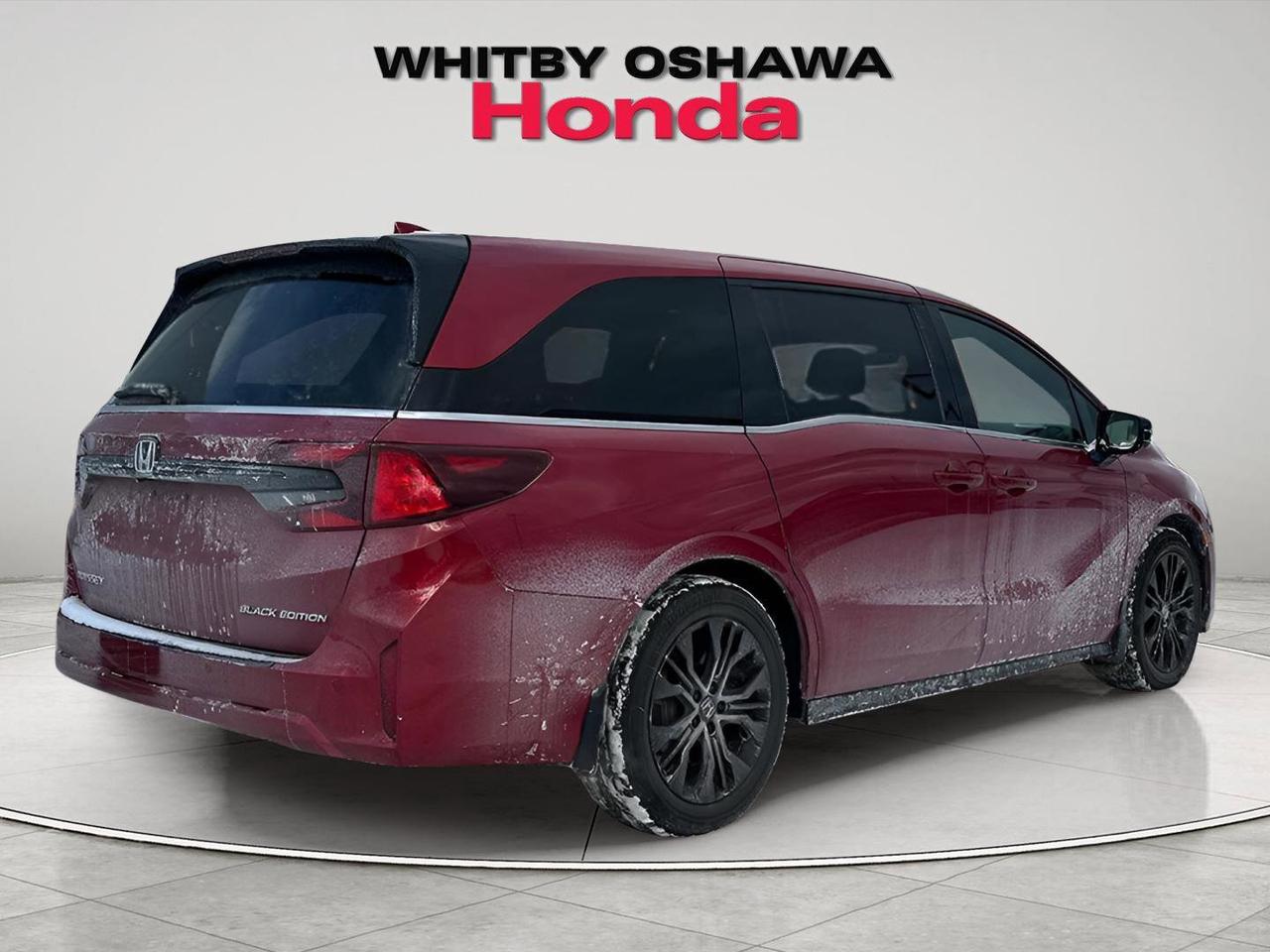 2025 Honda Odyssey Black Edition Photo4