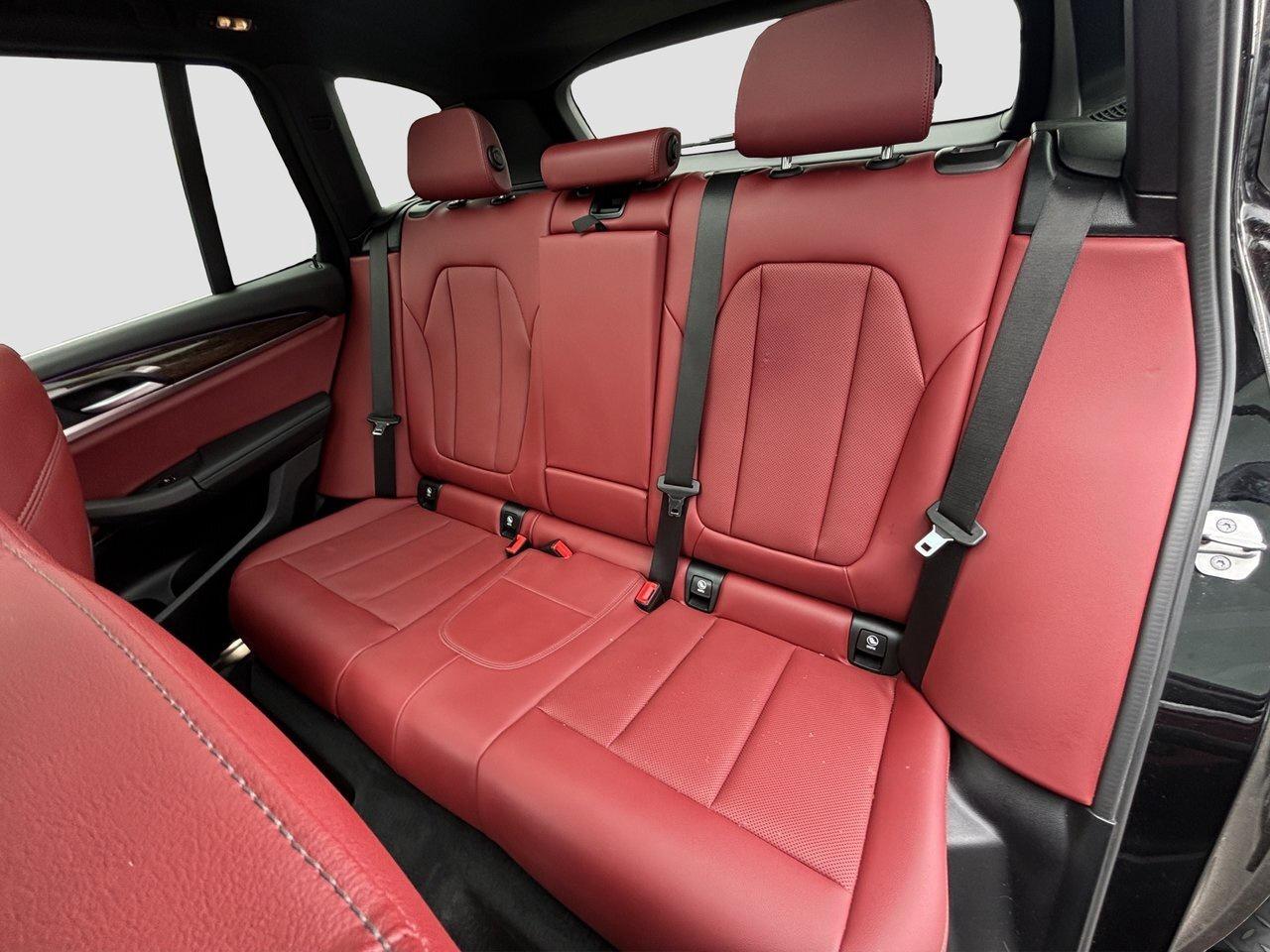 2022 BMW X3 xDrive30i RED LEATHER-SUNROOF Photo