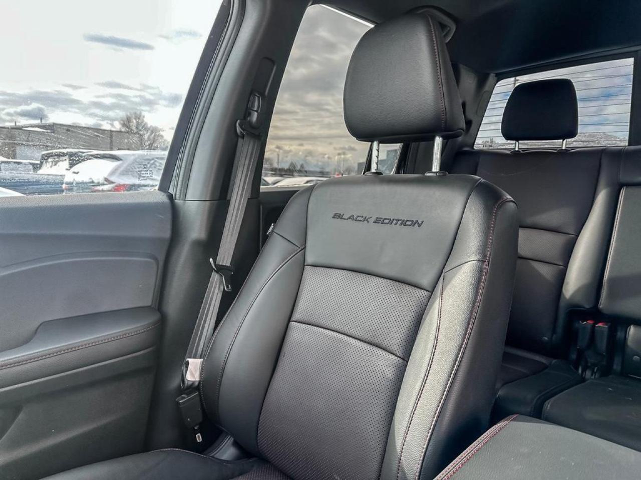 2025 Honda Ridgeline Black Edition Photo