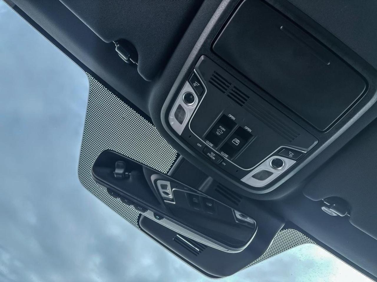 2025 Honda Ridgeline Black Edition Photo